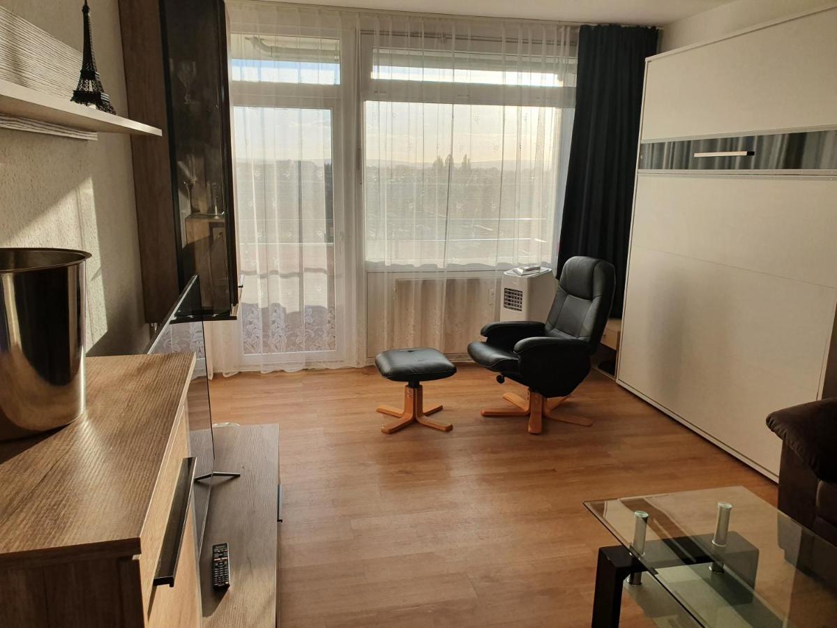 Lane City Laatzen, Nahe Hannover Messe Luaran gambar